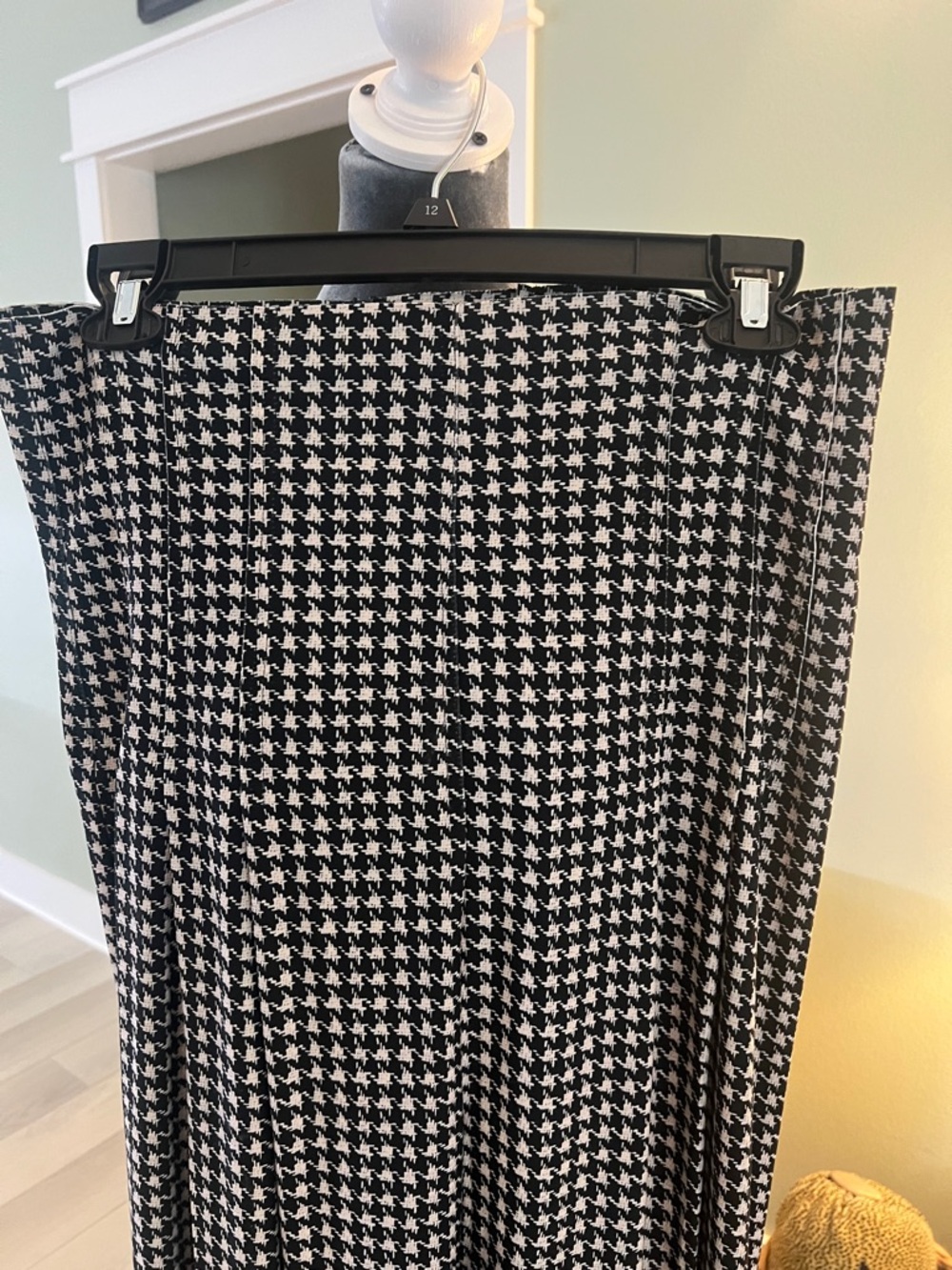 Norma Kamali Black and White Houndstooth Maxi Wide Leg High Waist pants - Picture 6 of 15